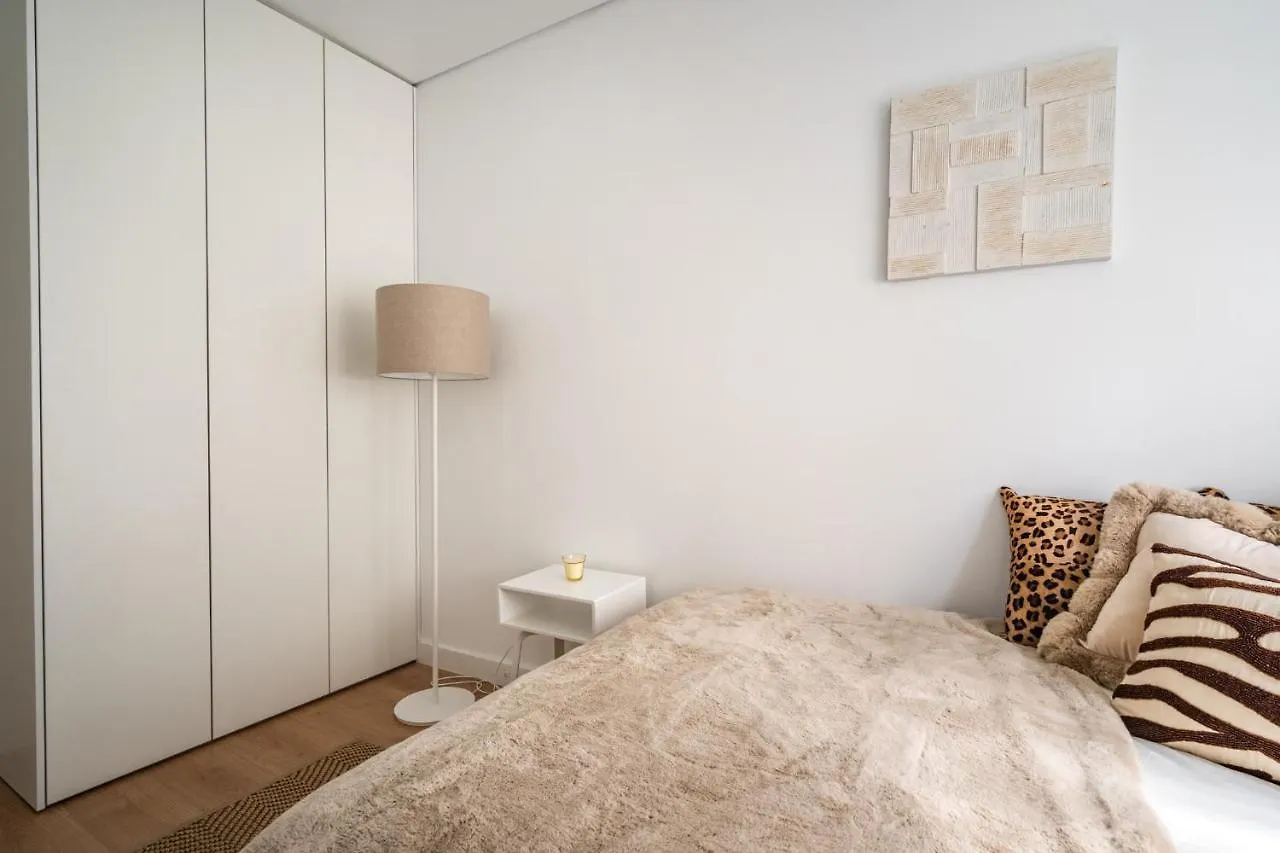 Akicity Anjos Rose Lisbon Apartment